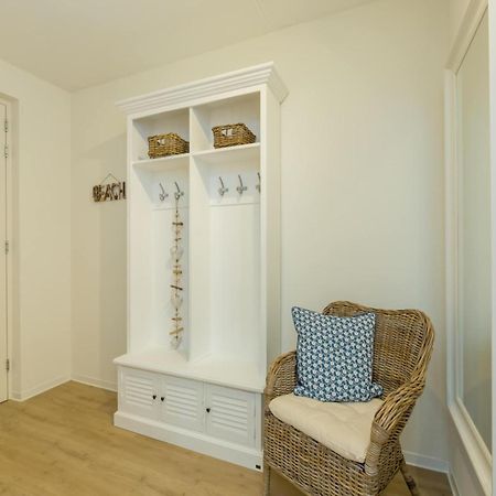 Lush Apartment In Zoutelande Near Beach 외부 사진