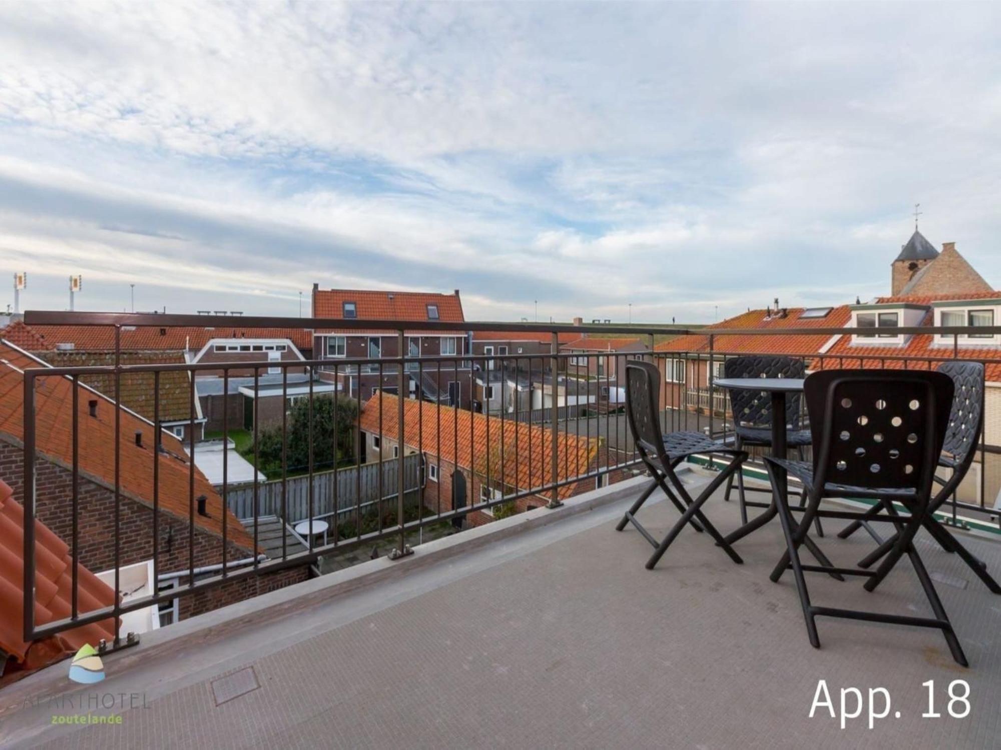 Lush Apartment In Zoutelande Near Beach 외부 사진
